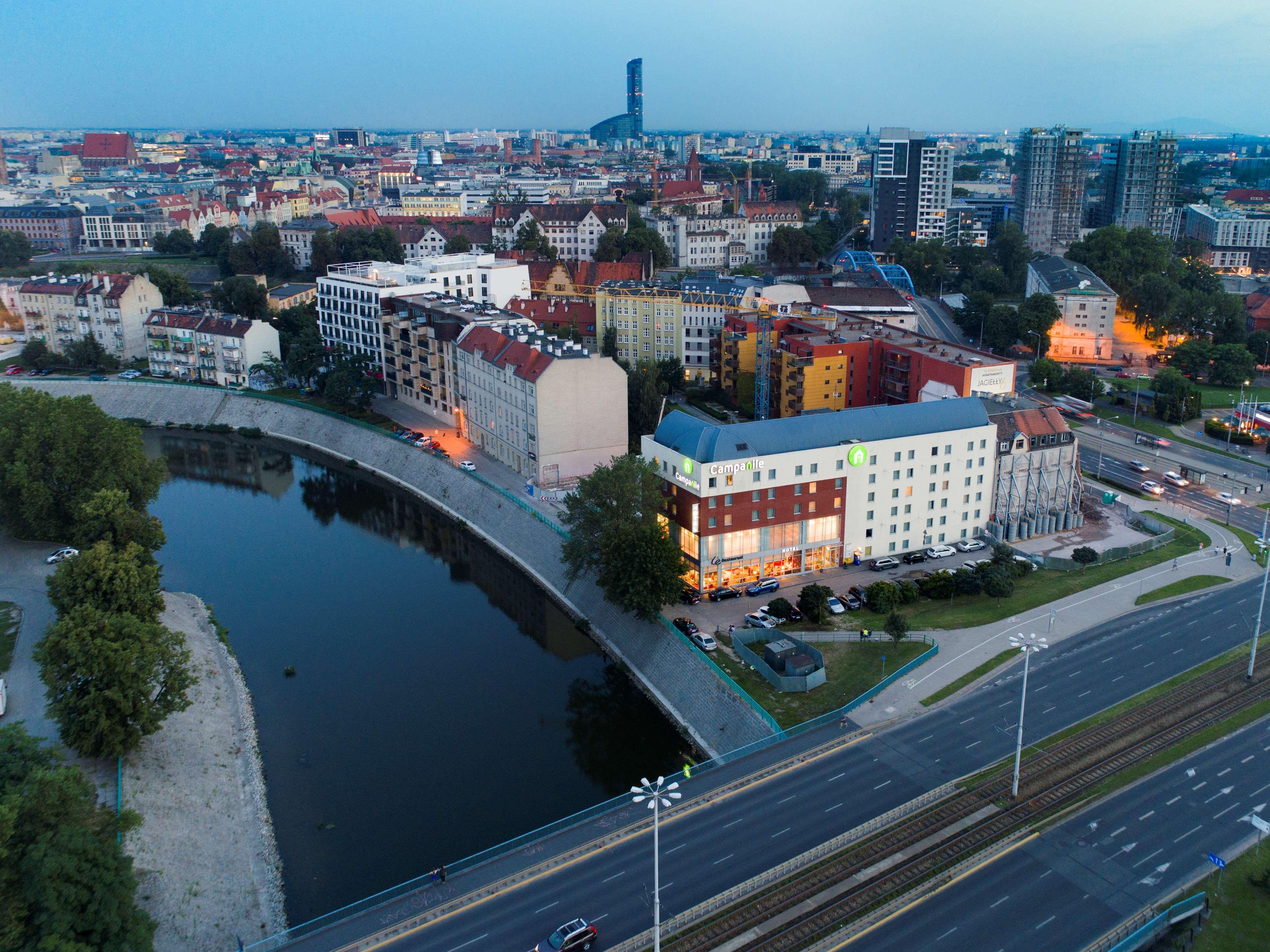 Campanile Wroclaw - Stare Miasto Exteriör bild